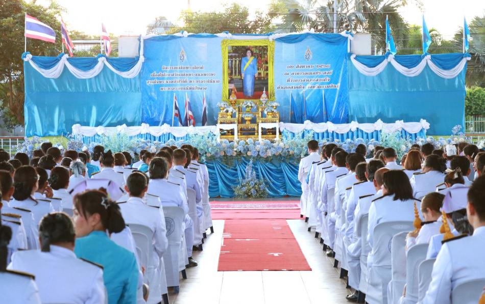 พิธีจุดเทียนถวายพระพรชัยมงคล สมเด็จพระนางเจ้าสิริกิติ์ พระบรมราชินีนาถ พระบรมราชชนนีพันปีหลวง